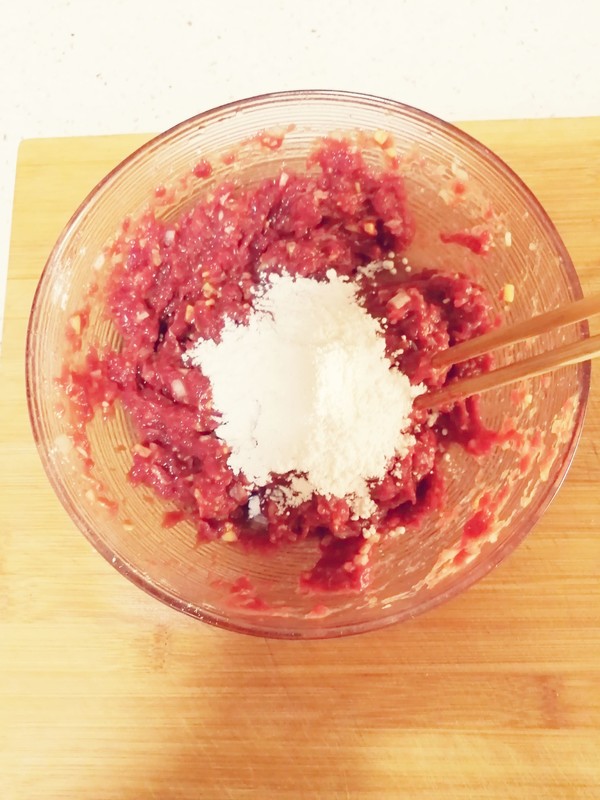 家常牛肉丸的做法-家常味煎菜譜