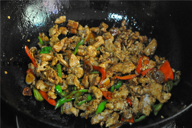 蒜爆肉片的做法-家常味炒菜譜-易網健康養生網 蒜爆肉片的做法-家常味炒菜譜