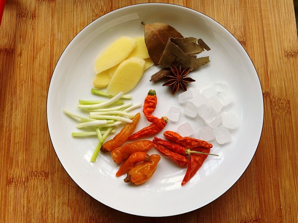 紅燒豬蹄的做法-家常味燉菜譜