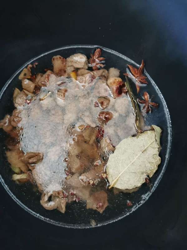 電壓力鍋燉牛肉的做法-家常味燉菜譜