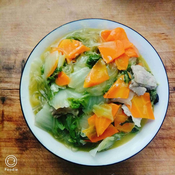 胡蘿卜白菜燉肉的做法-家常味燉菜譜-易網(wǎng)健康養(yǎng)生網(wǎng) 胡蘿卜白菜燉肉的做法-家常味燉菜譜