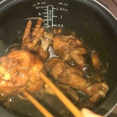電飯煲雞腿雞爪的做法-家常味煲菜譜