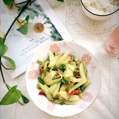 芥蘭炒肉絲的做法-家常味炒菜譜