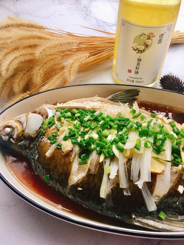 清蒸武昌魚的做法-咸鮮味蒸菜譜-易網健康養生網 清蒸武昌魚的做法-咸鮮味蒸菜譜