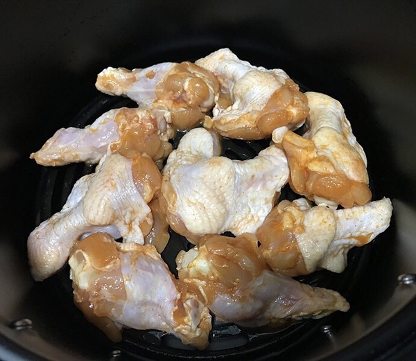 蜜汁奧爾良烤雞翅根的做法-香辣味烤菜譜-易網(wǎng)健康養(yǎng)生網(wǎng) 蜜汁奧爾良烤雞翅根的做法-香辣味烤菜譜