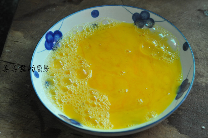 雞蛋炒香菜的做法-家常味炒菜譜-易網健康養生網 雞蛋炒香菜的做法-家常味炒菜譜