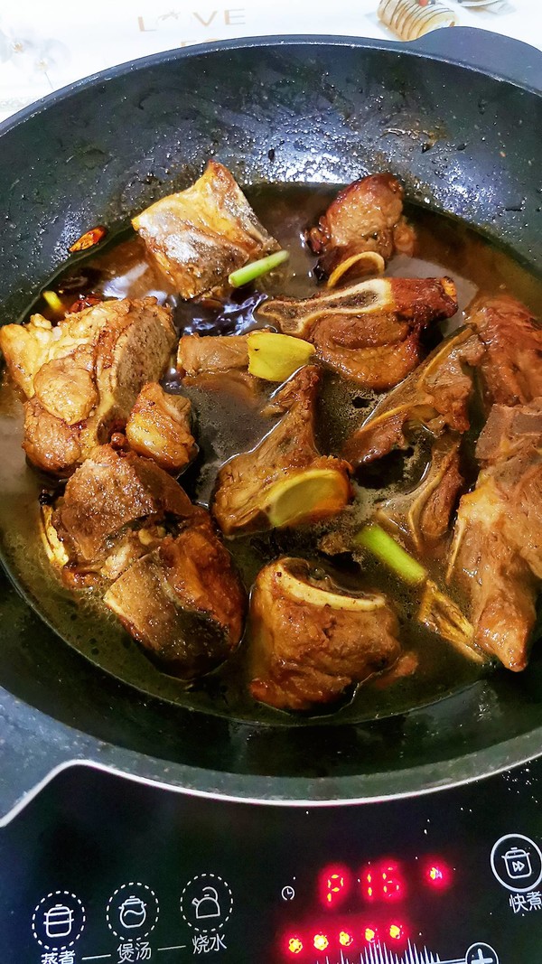 紅燒豬大骨的做法-咸鮮味燒菜譜