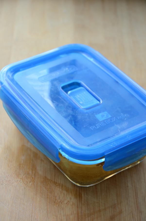 菌菇燉雞湯的做法-家常味燉菜譜-易網健康養生網 菌菇燉雞湯的做法-家常味燉菜譜