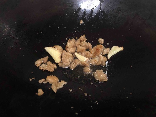 油渣青菜的做法-家常味炒菜譜