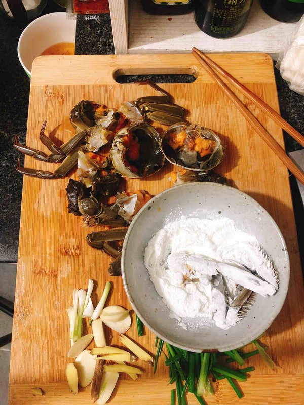 螃蟹炒年糕的做法-咸鮮味炒菜譜-易網健康養生網 螃蟹炒年糕的做法-咸鮮味炒菜譜