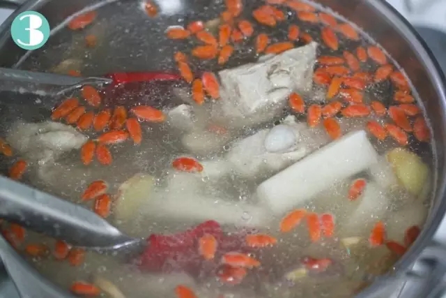 山藥排骨湯的做法-家常味煮菜譜