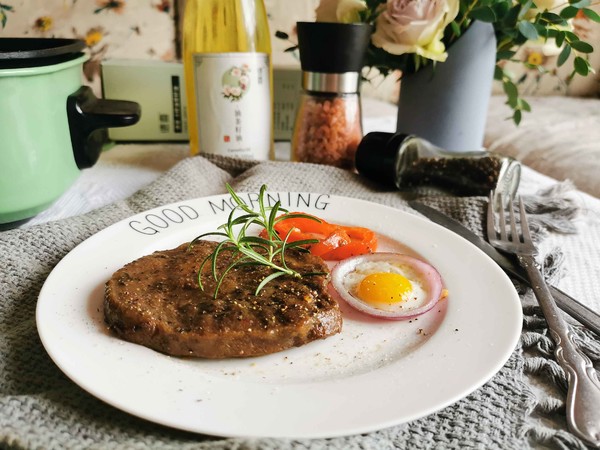 法式牛排的做法-黑椒味煎菜譜