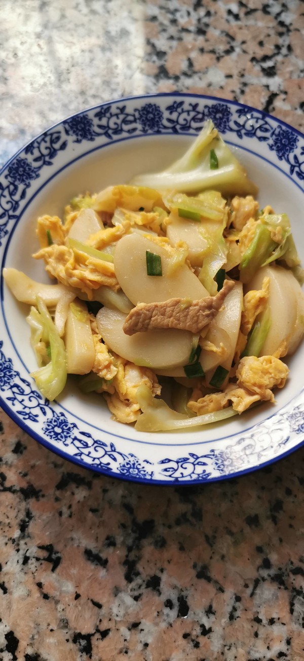 卷心菜炒年糕的做法-家常味炒菜譜