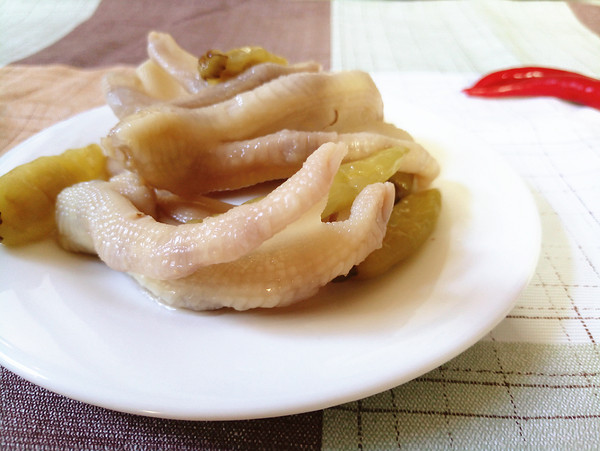 泡椒鴨掌的做法-酸辣味泡菜譜-易網健康養生網 泡椒鴨掌的做法-酸辣味泡菜譜