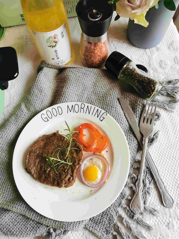 法式牛排的做法-黑椒味煎菜譜