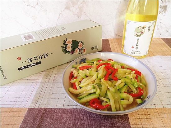 清炒西葫蘆絲的做法-家常味炒菜譜