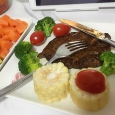 簡易快速煎牛排，懶人必備的做法-家常味煎菜譜