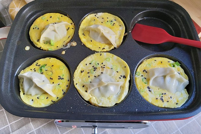 蛋抱煎餃的做法-家常味煎菜譜