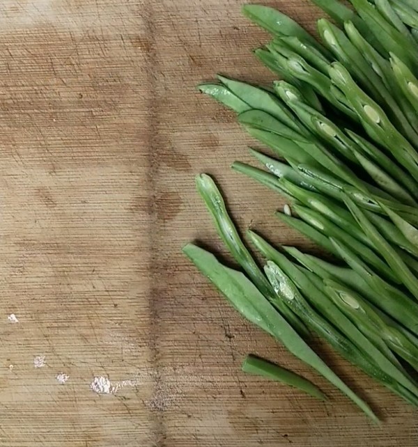 臘腸炒四季豆的做法-咸鮮味炒菜譜