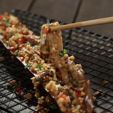 蒜香茄子，宵夜中的王者！的做法-香辣味烤菜譜