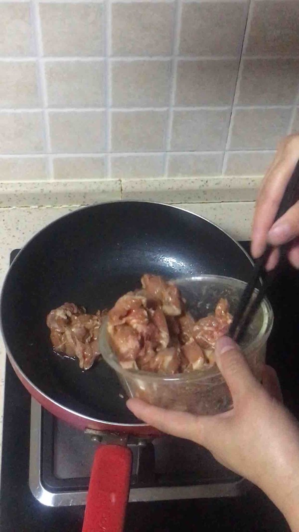 油茶籽油炒雞的做法-香辣味炒菜譜