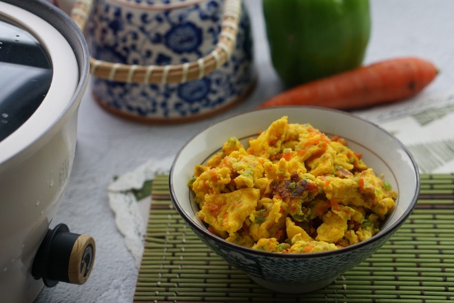 蔬丁炒蛋的做法-家常味炒菜譜