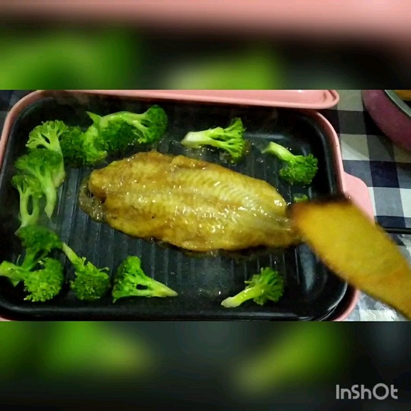 孜然煎魚的做法-家常味煎菜譜