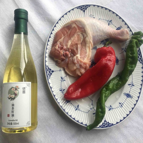 油茶籽油炒雞的做法-香辣味炒菜譜