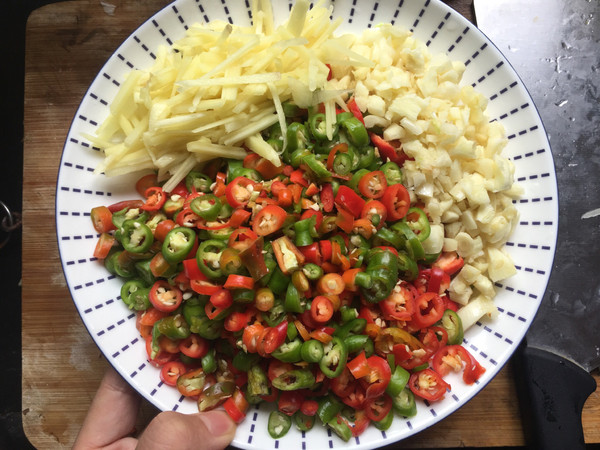 辣椒炒雞蛋的做法-香辣味炒菜譜