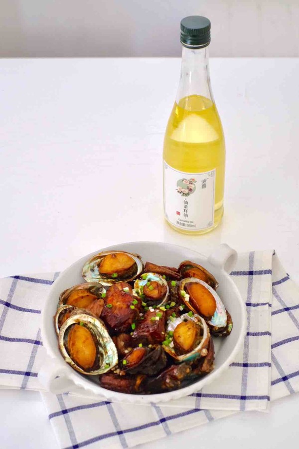 鮑魚燒排骨的做法-咸鮮味燒菜譜