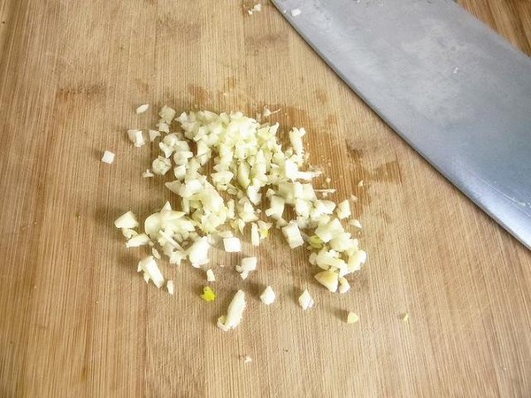 里脊肉拌油菜的做法-家常味拌菜譜-易網健康養生網 里脊肉拌油菜的做法-家常味拌菜譜