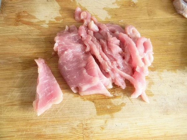 里脊肉拌油菜的做法-家常味拌菜譜-易網健康養生網 里脊肉拌油菜的做法-家常味拌菜譜