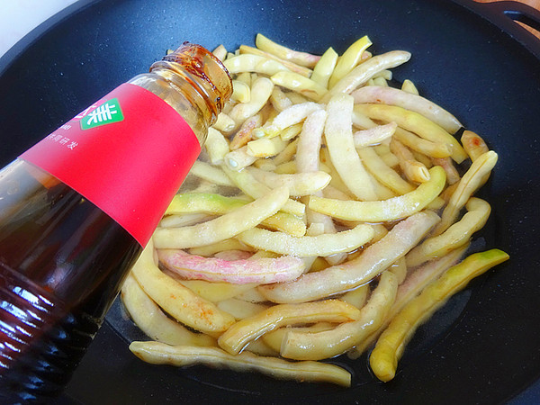 蒜香黃金勾的做法-蒜香味燉菜譜