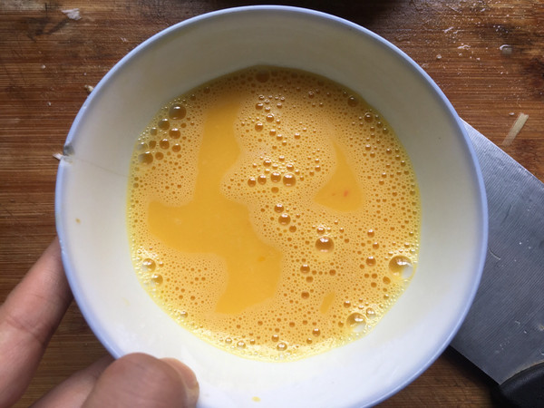 辣椒炒雞蛋的做法-香辣味炒菜譜