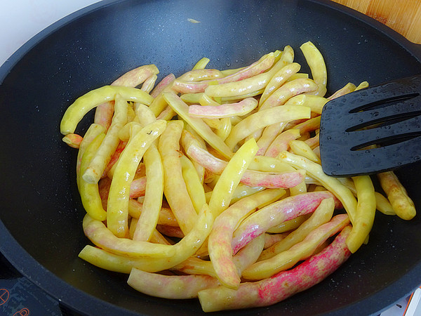 蒜香黃金勾的做法-蒜香味燉菜譜