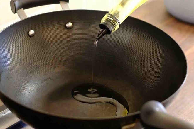 鮑魚燒排骨的做法-咸鮮味燒菜譜