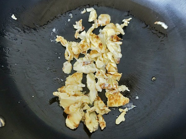 蘆筍炒雞蛋的做法-家常味炒菜譜