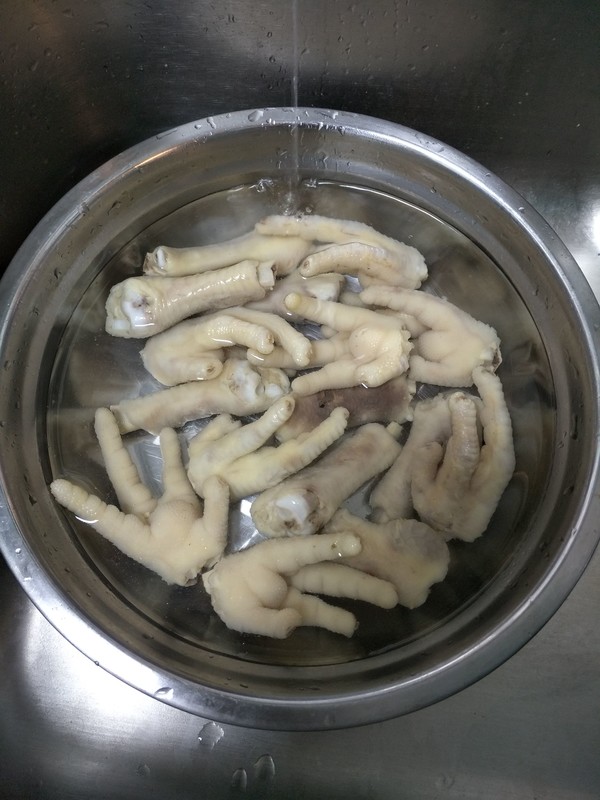 醬香燜雞爪的做法-醬香味燜菜譜-易網健康養生網 醬香燜雞爪的做法-醬香味燜菜譜