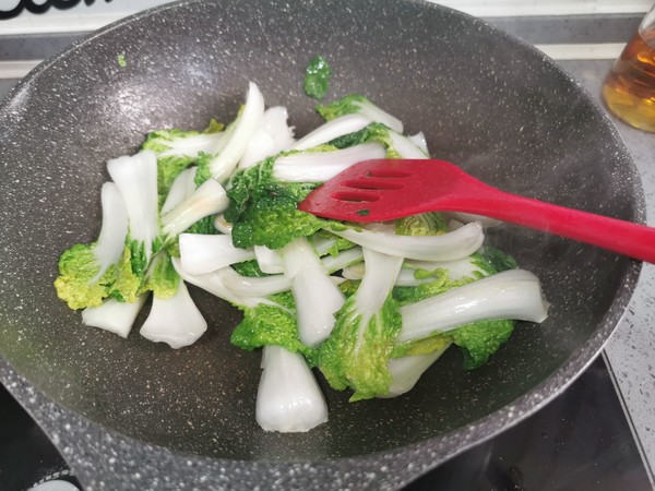 墨魚(yú)丸小油菜豆腐湯的做法-咸鮮味煮菜譜