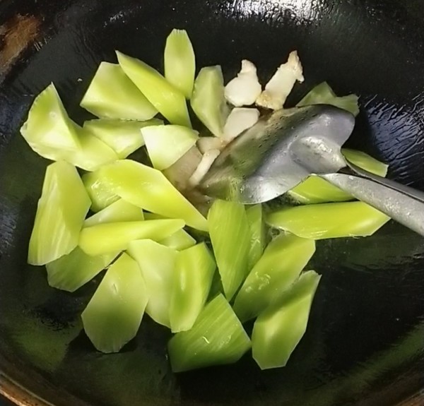 萵苣燒肉的做法-咸鮮味燒菜譜