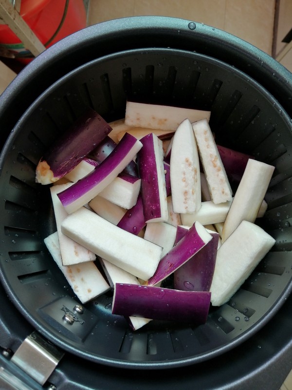 魚香茄子煲的做法-家常味煲菜譜