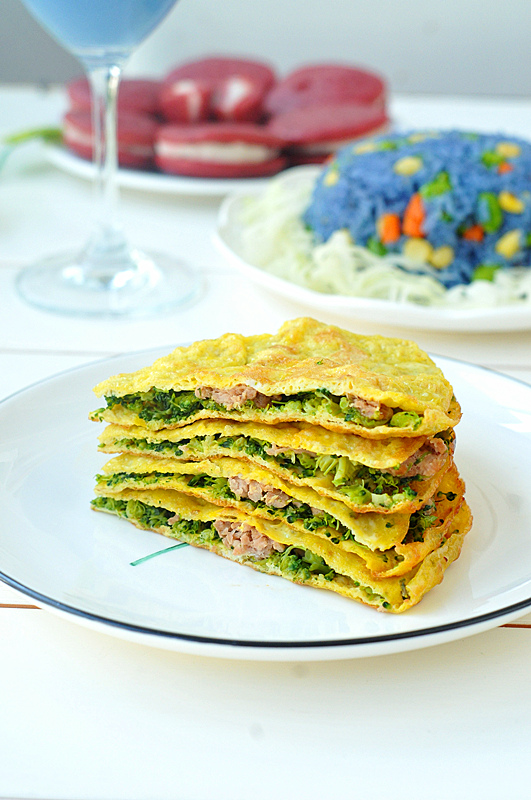 西藍花千層餅的做法-家常味烙菜譜-易網(wǎng)健康養(yǎng)生網(wǎng) 西藍花千層餅的做法-家常味烙菜譜