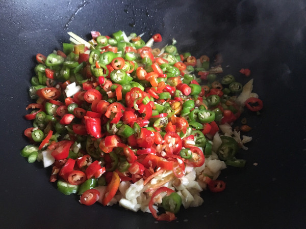 辣椒炒雞蛋的做法-香辣味炒菜譜