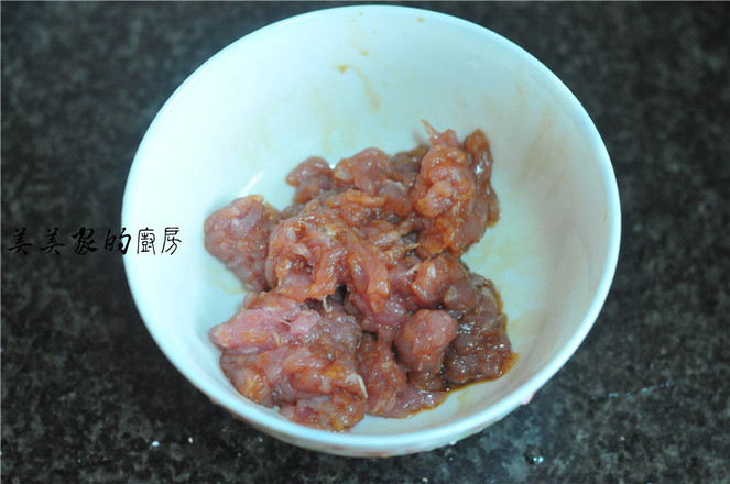 西藍花千層餅的做法-家常味烙菜譜-易網(wǎng)<a href=http://www.gyfww.com/ target=_blank class=infotextkey>健康養(yǎng)生</a>網(wǎng) 西藍花千層餅的做法-家常味烙菜譜