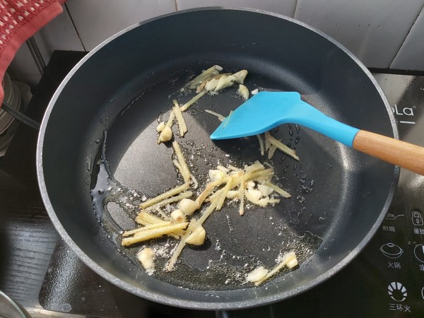 醬爆八爪魚的做法-咸鮮味炒菜譜