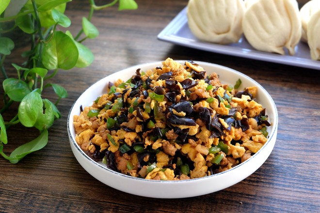 青椒木耳肉末炒雞蛋的做法-家常味炒菜譜