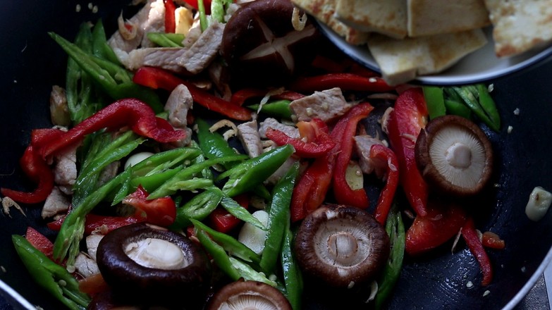 香菇蝦皮燜豆腐的做法-家常味炒菜譜-易網健康養生網 香菇蝦皮燜豆腐的做法-家常味炒菜譜