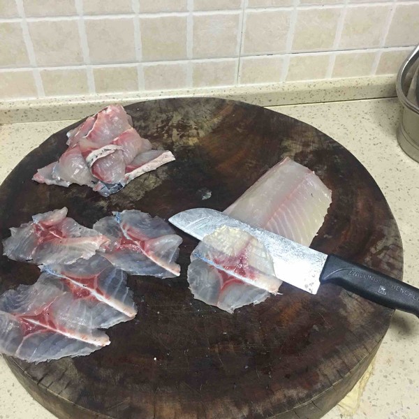 金蒜酸菜魚的做法-酸辣味煮菜譜