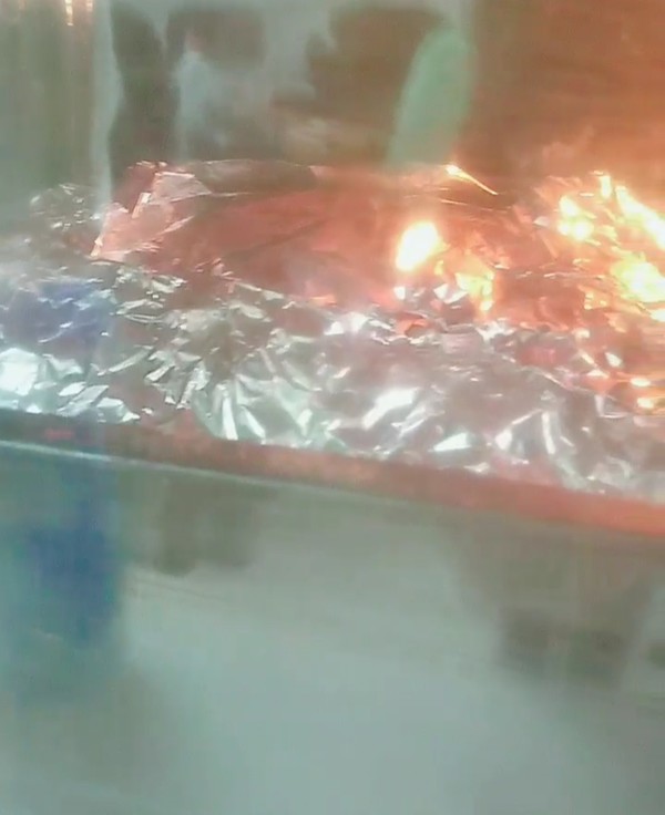 蒜蓉叉燒排骨的做法-醬香味烤菜譜-易網健康養生網 蒜蓉叉燒排骨的做法-醬香味烤菜譜