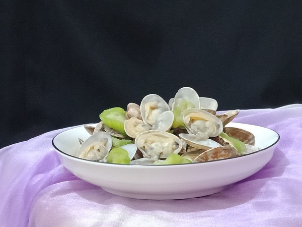 絲瓜炒花蛤的做法-咸鮮味炒菜譜